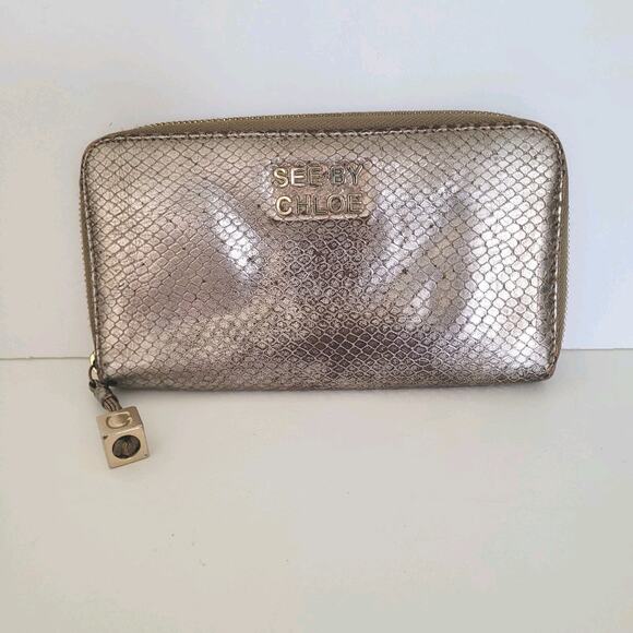 See By Chloe Leather Long Wallet Metalic Silver Zip Around Designer Clutch - Picture 1 of 8